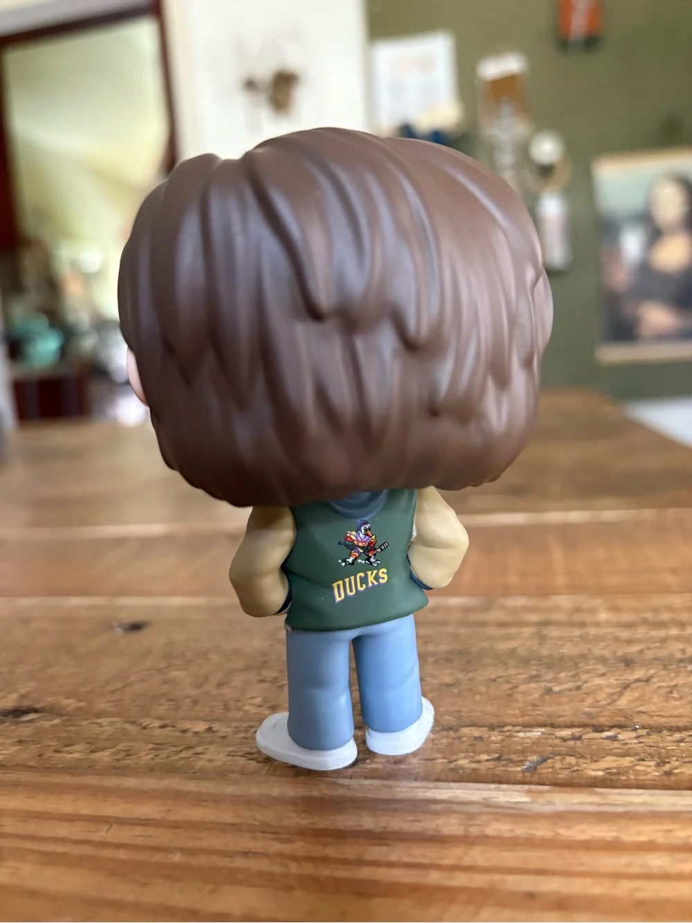Funko Pop! Disney: Mighty Ducks - Coach Bombay - Picture 8 of 16